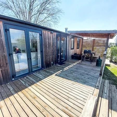Mobilhome 6 Pers 5 Etoiles Et Piscine キャンプ場 トレイユ